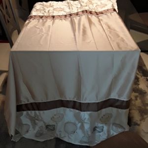 Victoria Classics Ltd shower curtain NWOT